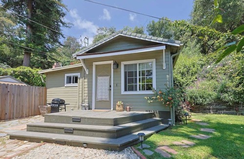 Fernwood House | Topanga 1BR Loft | Canyon Views by Colby & Conrad