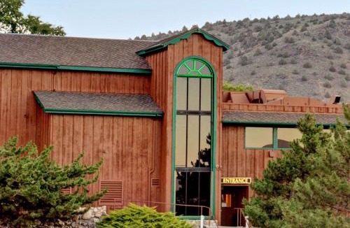 Topaz Lake Hotel | Topaz Lodge