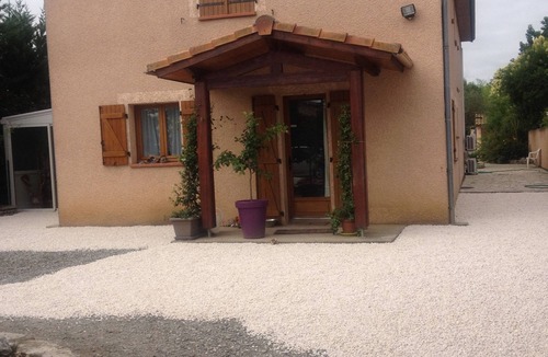 Muret House | topiopoiuo