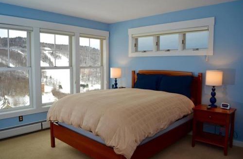 Killington House | Topridge 4BR, 4BA Townhome with Breathtaking Mountain Views, Hot Tub, Ski In Ski Out, Sports Center
