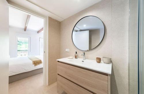 Barri Vell - Santa Creu Apartment | Toques de Glamour en el Casco Historico,Wifi,A.C.