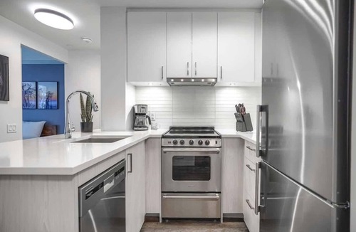 Bay Cloverhill Apartment | TOR - IMMIX 1B (1403)