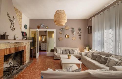 Tordera House | Tordera Village