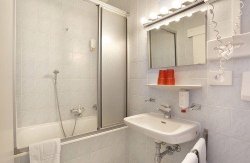 Cornavin Hotel | Torhôtel Genève