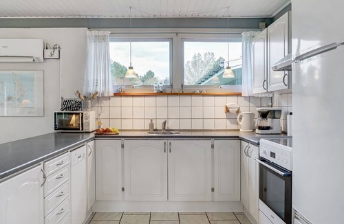 Martofte House | "Torhild" - 150m from the sea by Interhome