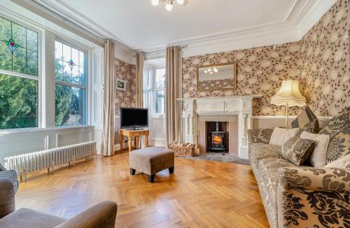 Larkhall House | Torland