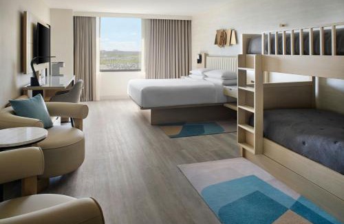 Etobicoke Hotel | Toronto Airport Marriott Hotel