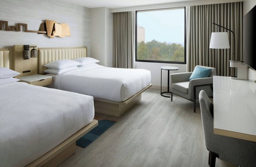 Etobicoke Hotel | Toronto Airport Marriott Hotel