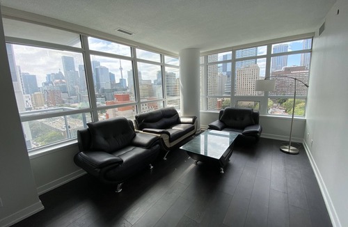 Garden District Apartment | Toronto Downtown One Private Room in a 2B2B Condo Apartment For Female only