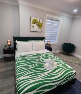 Scarborough Junction Villa | Toronto Guest House