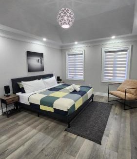 Scarborough Junction Villa | Toronto Guest House