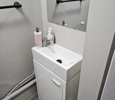 Grange Park House | Toronto Holiday Home