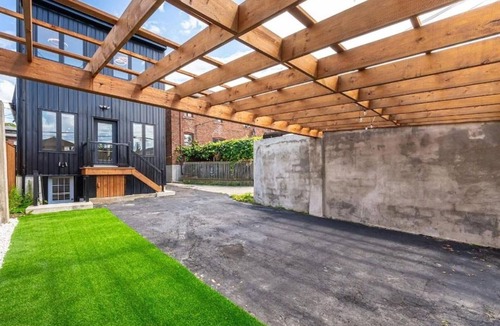 Oakwood Village House | Toronto Luxury Living