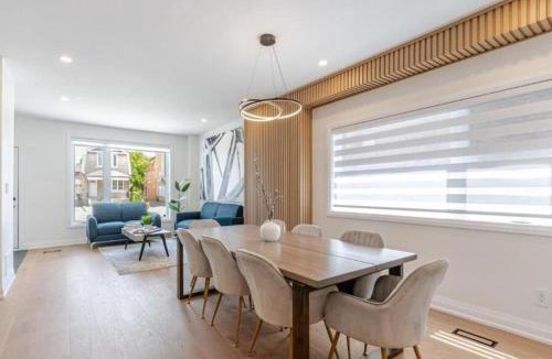 Oakwood Village House | Toronto Midtown Luxury Living