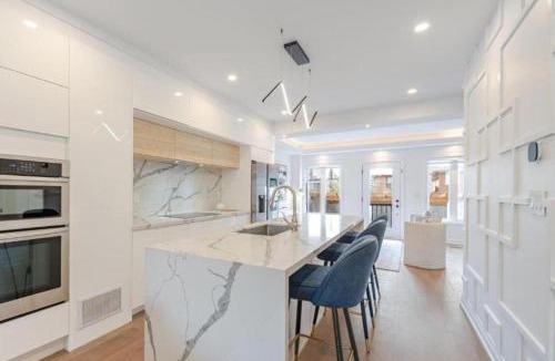 Oakwood Village House | Toronto Midtown Luxury Living