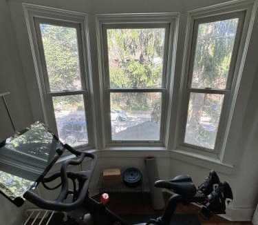 Sunnyside House | Toronto Roncesvalles Gem short-term rental 3 bedroom home sleeps 5