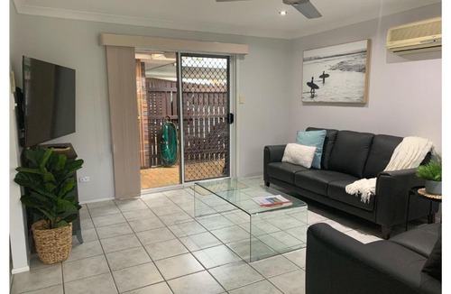 Torquay House | Torquay Beach Holiday House