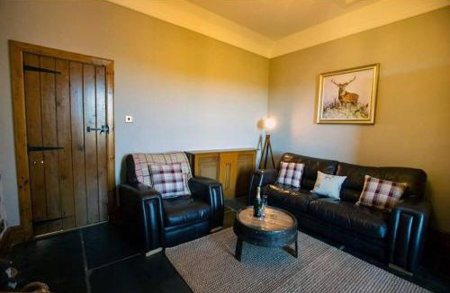 Halkirk House | Torran Cottage - Views, Exclusivity & Tranquility