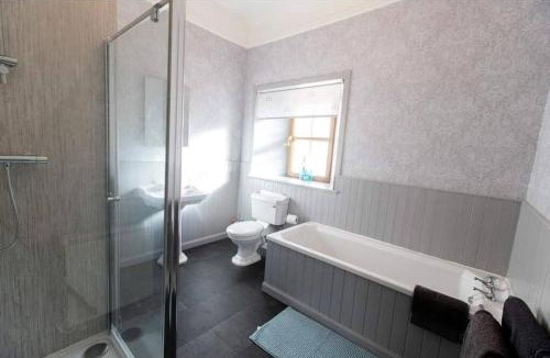 Halkirk House | Torran Cottage - Views, Exclusivity & Tranquility