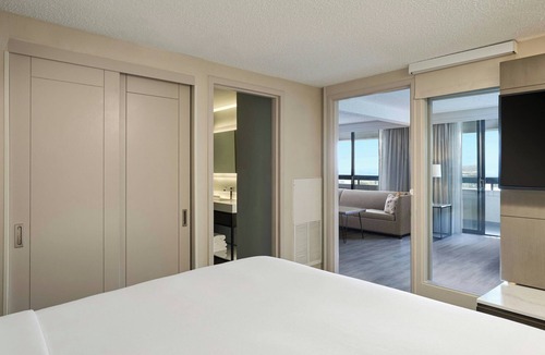 Torrance Hotel | Torrance Marriott Redondo Beach