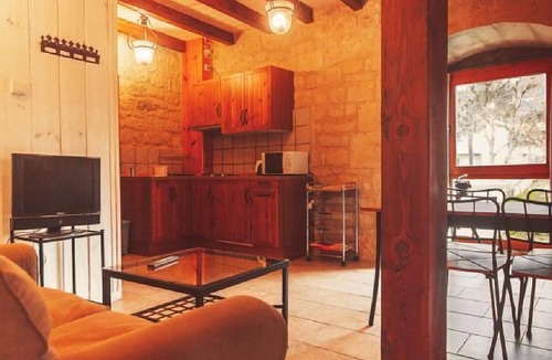 Quintana de Valdivielso Cottage | Torre de San Martín Rural accommodation 2-15 people