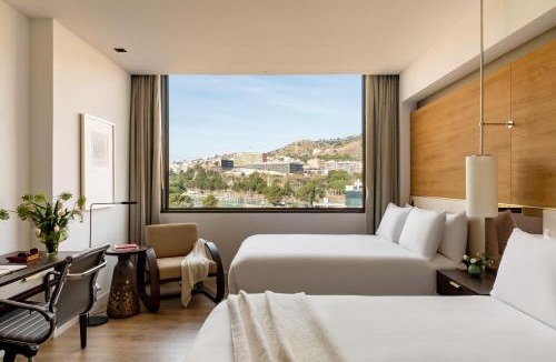 La Maternitat i Sant Ramon Hotel | Torre Melina, a Gran Meliá Hotel