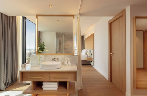 La Maternitat i Sant Ramon Hotel | Torre Melina, a Gran Meliá Hotel