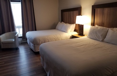 Hawke's Bay Hotel | Torrent River Inn