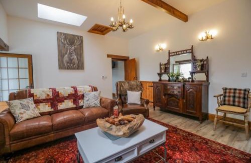 Brampton House | Torties Cottage