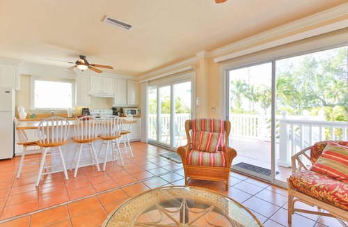 Bradenton Beach Hotel | Tortuga Inn Beach Resort