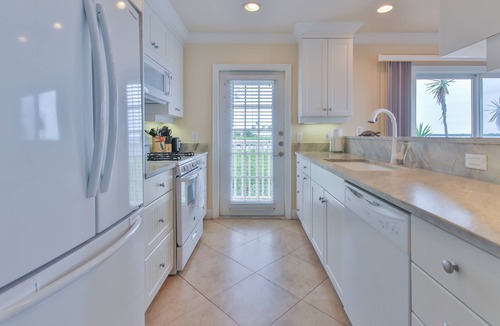 Bradenton Beach Hotel | Tortuga Inn Beach Resort