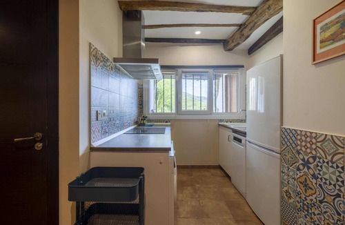 Aia Apartment | Total comfort in the middle of nature: Spacious and with a view