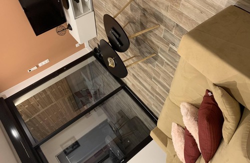 Villeblevin House | Totally private spa cottage