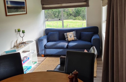 Wairarapa Cottage | Totara Cottage