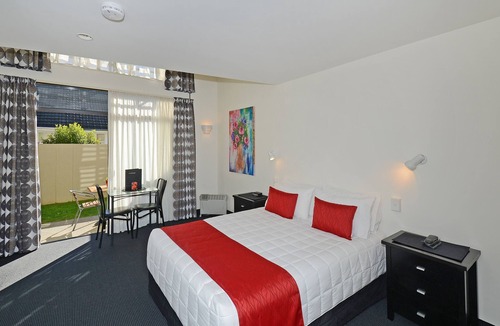 Trentham Hotel | Totara Lodge