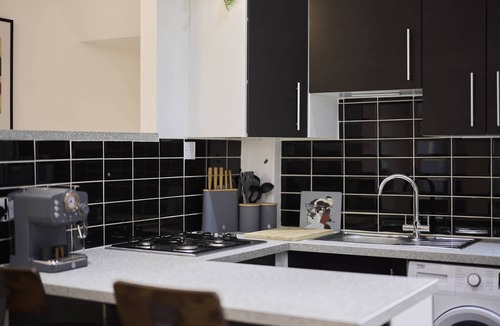 Tottenham Green Apartment | Tottenham Green Garden Flat