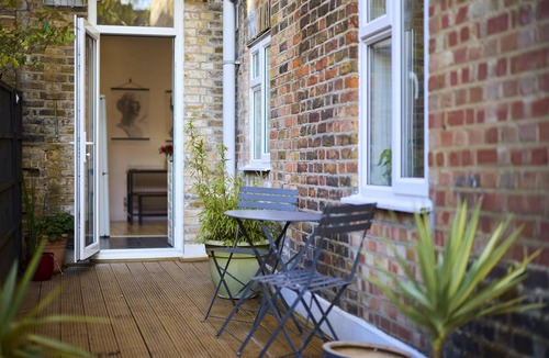 Tottenham Green Apartment | Tottenham Green Garden Flat