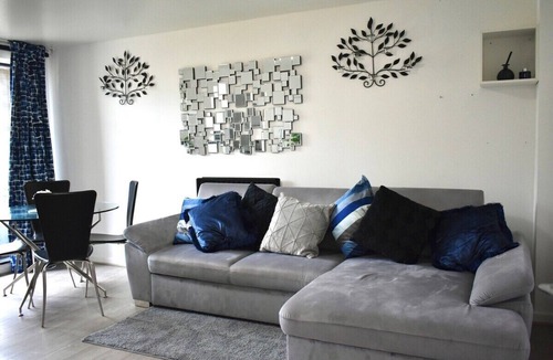 Northumberland Park Apartment | Tottenham Hotspurs Stadium Stays