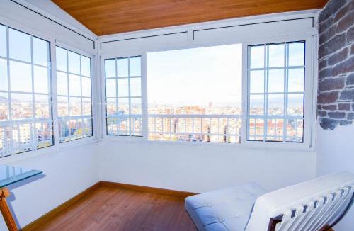 La Bordeta Apartment | Touch the Sky