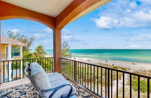 Sunset Beach House | Touched By the Beach