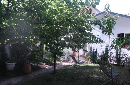 Guilhemery House | Toulousaine arborée - parking public