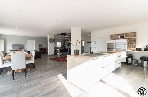 Saint-Jean-Lherm House | Toulouse Bricks