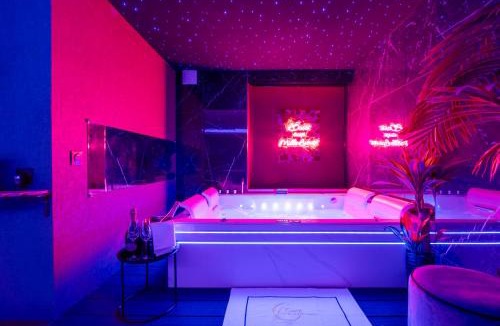 Le Busca Apartment | Toulouse Love room, suite avec spa privatif