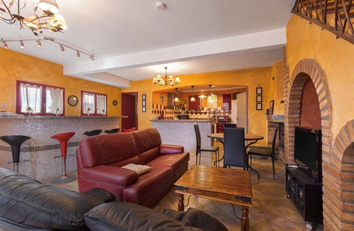 Ille-sur-Tet House | Tour Catalane – Authentic Catalan Mas with Panoramic Views