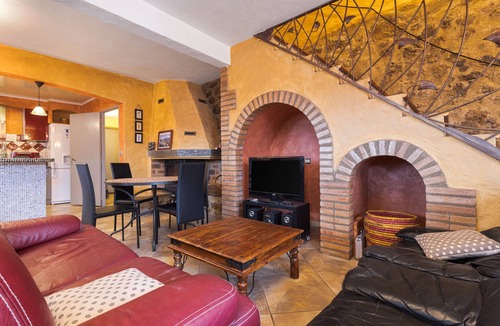 Ille-sur-Tet House | Tour Catalane – Authentic Catalan Mas with Panoramic Views