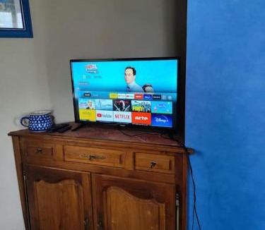 Allouis House | Tour de Bablou - insolite