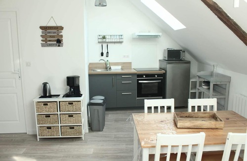 Guerande Apartment | Tour de la Gaudinais - 1 Chambre - 35m² - Maximum 5 Personnes