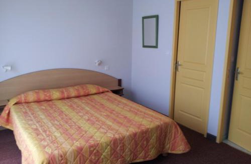 Lesparre-Medoc Hotel | Tour Hôtel