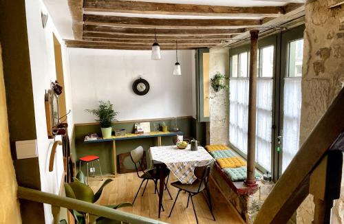 Belleme Apartment | Tour St Sauveur