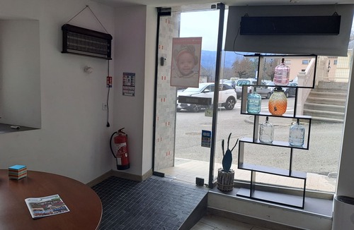 Saint-Geoire-en-Valdaine Apartment | Tourist accommodation